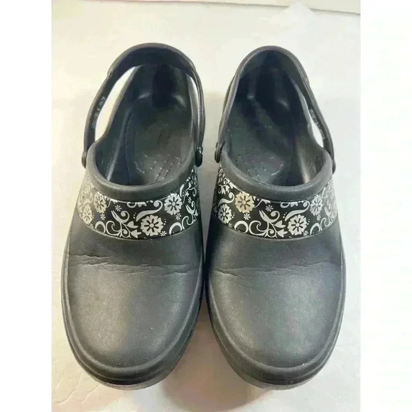 Crocs shoes - Picture 1 of 3